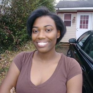 Meet your Posher, Brittney